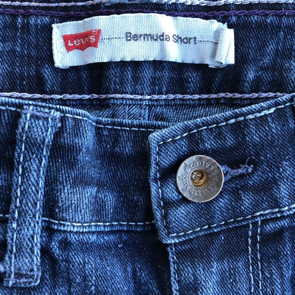 Levi’s Jean Bermuda Shorts - Picture 4 of 5